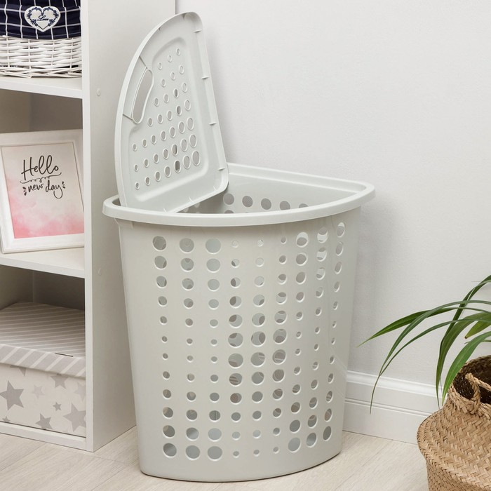 Корзина для белья угловая с крышкой «Молетта», 45 л, 40×51×54 см, цвет светло-серый Корзина для белья угловая с крышкой «Молетта», 45 л, 40×51×54 см, цвет светло-серый