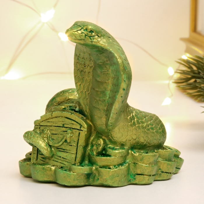 Новый год. Символ 2025. Фигура Новый год. Символ 2025. Фигура "Змея с сундуком" зеленый с золотым, 6х6х5см