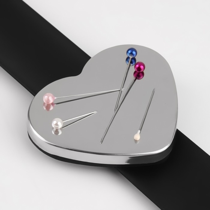 Игольница магнитная на руку, 24 × 6 см, цвет МИКС Игольница магнитная на руку, 24 × 6 см, цвет МИКС