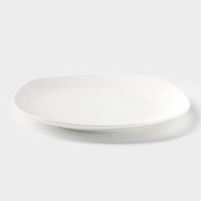 Тарелка фарфоровая десертная Wilmax Ilona, d=19,5 см, цвет белый Тарелка фарфоровая десертная Wilmax Ilona, d=19,5 см, цвет белый