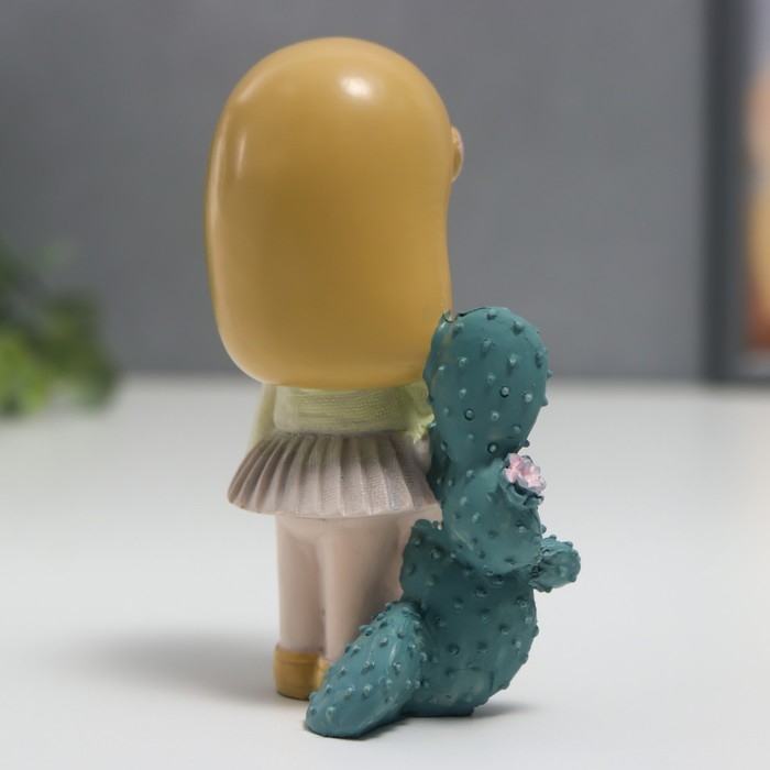 Сувенир полистоун  Сувенир полистоун "Малышка с пузырём и кактусами" МИКС 10х4х6 см
