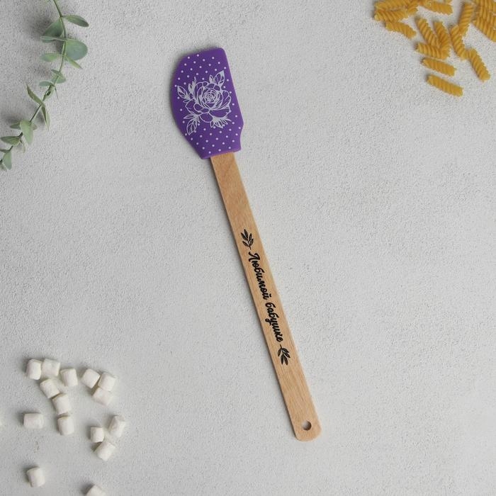 Лопатка силиконовая «Любимой бабушке» на формовой подложке, 16.2 х 38.4 см Лопатка силиконовая «Любимой бабушке» на формовой подложке, 16.2 х 38.4 см