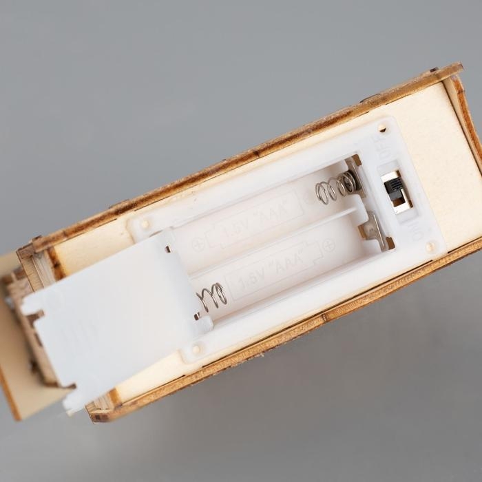 Светодиодная фигура «Дом со снеговиком» 12 × 17 × 4 см, дерево, батарейки АААх2 (не в комплекте), свечение тёплое белое Светодиодная фигура «Дом со снеговиком» 12 × 17 × 4 см, дерево, батарейки АААх2 (не в комплекте), свечение тёплое белое