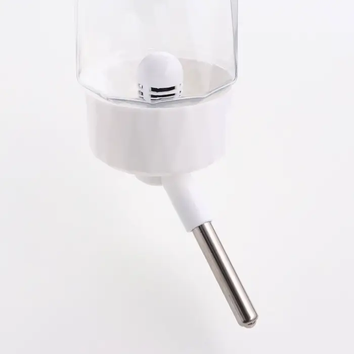 Поилка для животных, 750 мл, крепление-пружинка, белая