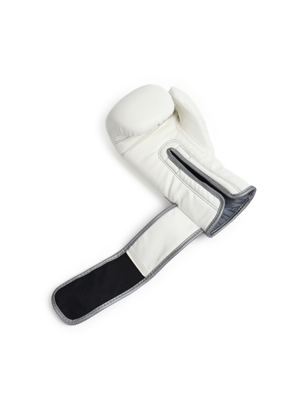 Боксёрские перчатки FIGHT EMPIRE, TIFFANY, белый карбон, размер 12 oz