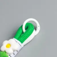 Брелок на карабине "Цветок. Шнур-сетка" двойной шнур 0,7 см бело-зелёный 14,5х2х1,7 см Брелок на карабине "Цветок. Шнур-сетка" двойной шнур 0,7 см бело-зелёный 14,5х2х1,7 см