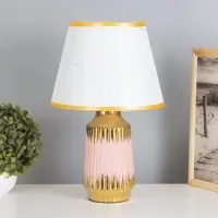 Лампа настольная &laquo;Нереа&raquo; 1&times;40 Вт Е14 розовый/золото 24&times;24&times;40 см