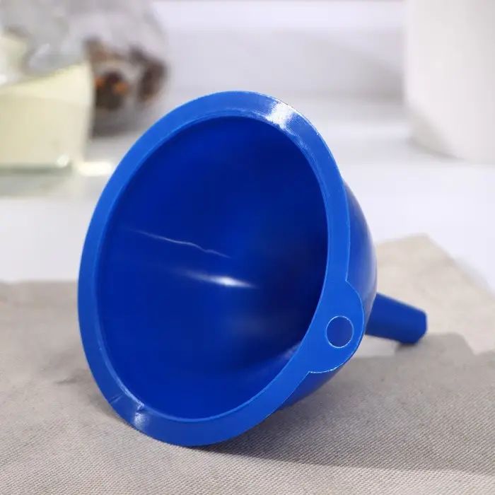 Воронка INSTAR, d=10 см, пластик, МИКС Воронка INSTAR, d=10 см, пластик, МИКС