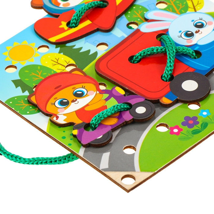 Деревянная игрушка-шнуровка «Транспорт», 15×15 см Деревянная игрушка-шнуровка «Транспорт», 15×15 см