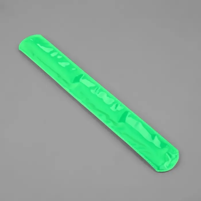 Светоотражающий слэп-браслет, самофиксирующийся, 22 × 3 см, цвет МИКС Светоотражающий слэп-браслет, самофиксирующийся, 22 × 3 см, цвет МИКС