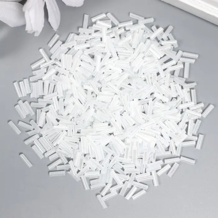 Стеклярус размер 6 мм  Стеклярус размер 6 мм "Белая устрица" 20 гр