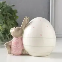 Сувенир керамика "Зайка розово-серый с пасхальным яичком в горох" 12х7,9х8,8 см