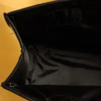 Сумка плетёная на застёжке из пандана 35х12х40 см, бежево-чёрный Сумка плетёная на застёжке из пандана 35х12х40 см, бежево-чёрный