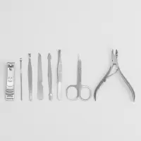 Набор маникюрный &laquo;Рептилия&raquo;, 8 предметов, в футляре, коричневый