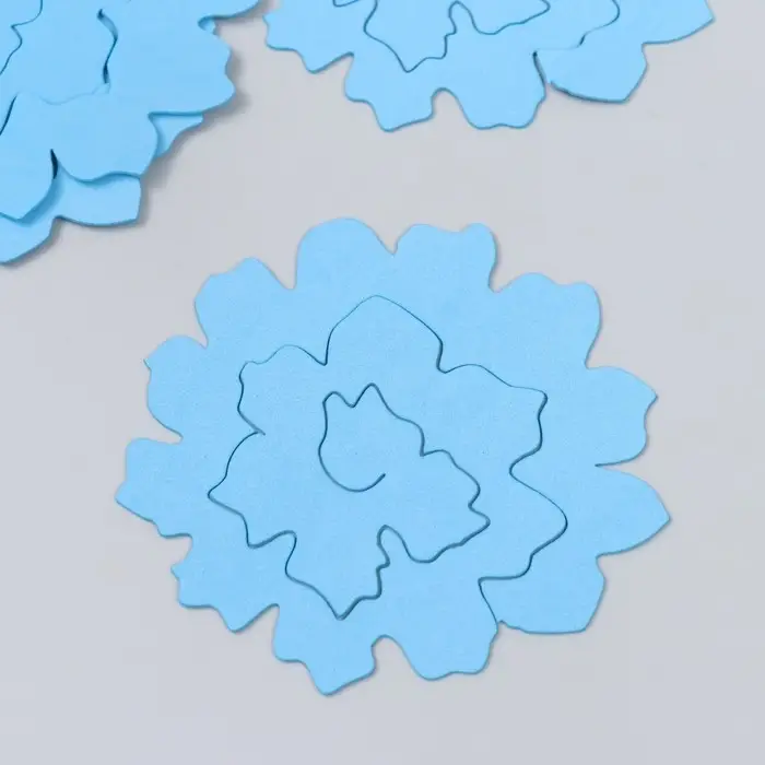 Заготовка из фоамирана "Цветок завиток" 10х9,5 см  набор 5 шт. ребристые яркий голубой