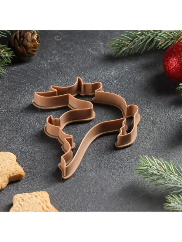 Форма для печенья новогодняя &laquo;Олень&raquo;, вырубка, штамп, 9.8&times;9.6&times;1.3 см, пластик, коричневая
