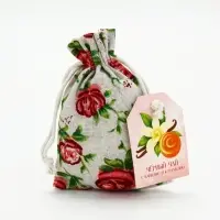 Гифтбокс с чаем, конфетами и еждневником "С 8 марта"