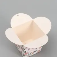 Бонбоньерка &laquo;Лилии&raquo;, 7.5&times;8&times;7.5 см