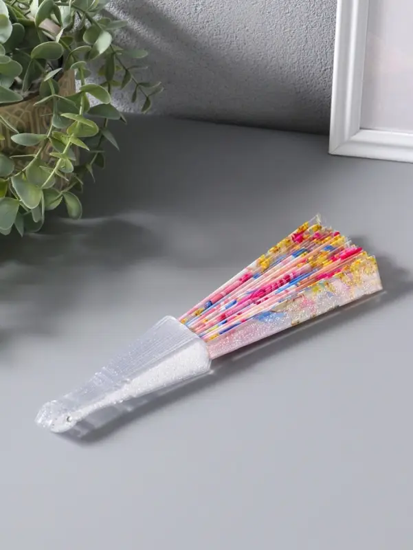 Веер складной пластик &laquo;Чайные розы&raquo;, блеск, 23 см