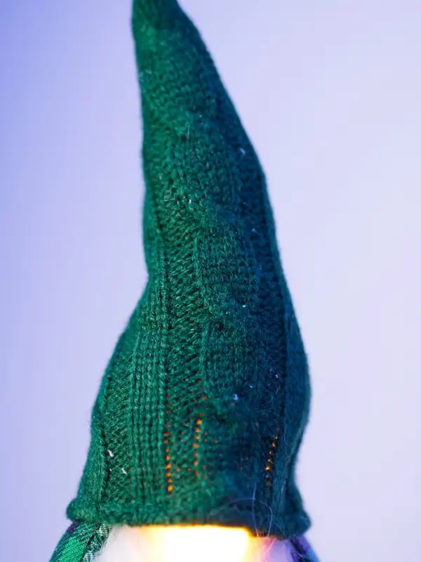 Фигура текстиль «Гном в зелёном» 42 см, 1 LED, от батареек AG13×3, свечение тёплое белое Фигура текстиль «Гном в зелёном» 42 см, 1 LED, от батареек AG13×3, свечение тёплое белое