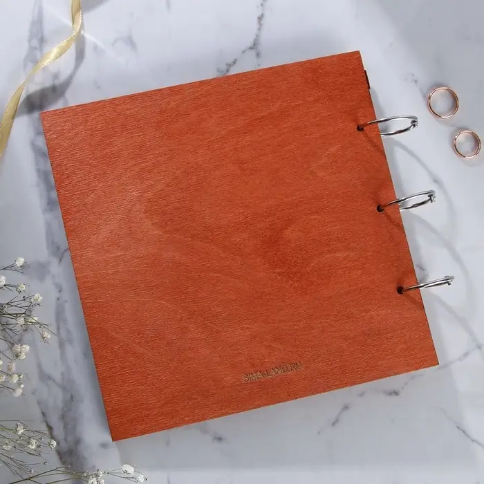 Книга пожеланий на свадьбу, в деревянной обложке &laquo;Дерево&raquo;