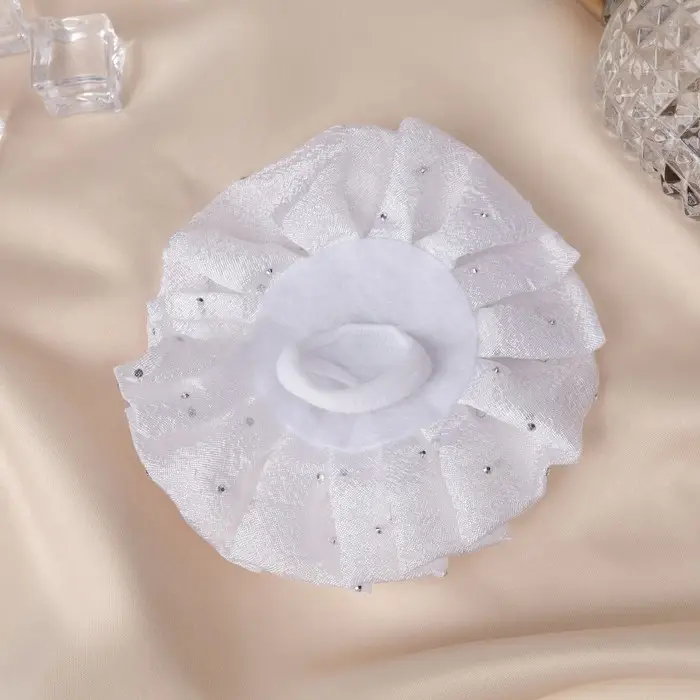 Резинка для волос бант «Школьница», ромашка капельки, d=11 см, белая