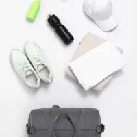 Сумка спортивная на молнии TEXTURA, с подкладкой, длинный ремень, маленький размер, с акцентным принтом, серая