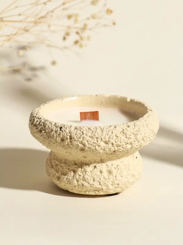 Свеча в вулканическом подсвечнике "Чаша" деревянный фитиль, белая 9,3х9,3х5,5 см