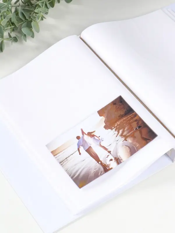 Фотоальбом на 200 фото 13х18 см "Семейный отдых на пляже" в коробке 5,5х23,5х29,5 см