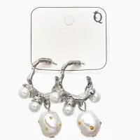 Серьги-кольца с жемчугом "Бусинки в крапинку", цвет белый в серебре Серьги-кольца с жемчугом "Бусинки в крапинку", цвет белый в серебре