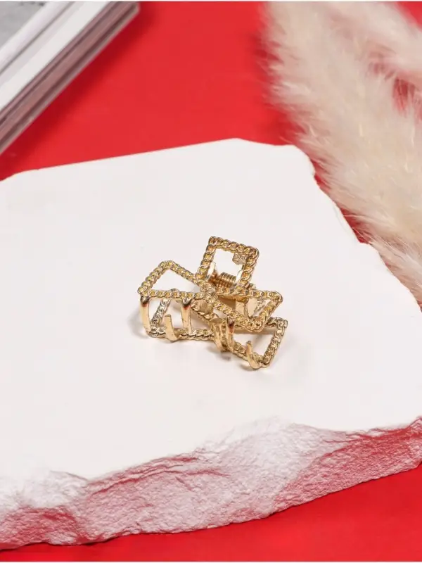 Крабик для волос «Эмма», бантик, 2.5 см, золото Крабик для волос «Эмма», бантик, 2.5 см, золото