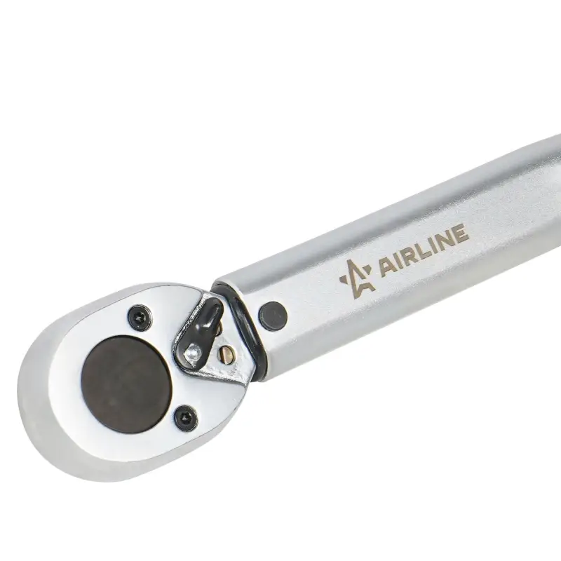 Ключ динамометрический 3/8" 19-110Нм,набор 7 пр(адапт1/4"1/2"голов14,17,19удл150), кейс