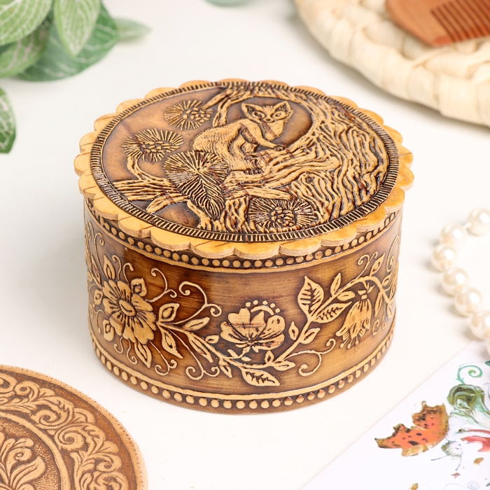 Шкатулка  Шкатулка "Соболь на дереве", 80 х 40 мм, береста