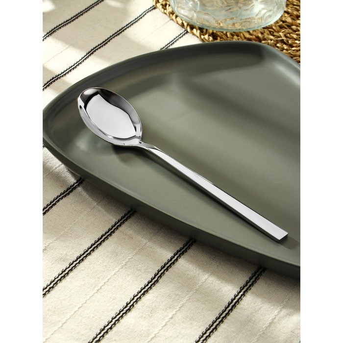 Ложка столовая из нержавеющей стали «Тайфун», длина 19 см, цвет серебряный Ложка столовая из нержавеющей стали «Тайфун», длина 19 см, цвет серебряный