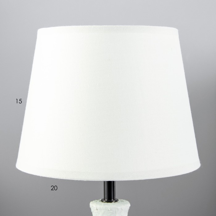 Настольная лампа Настольная лампа "Заряна" Е14 40Вт белый голубой 30х30х33см RISALUX