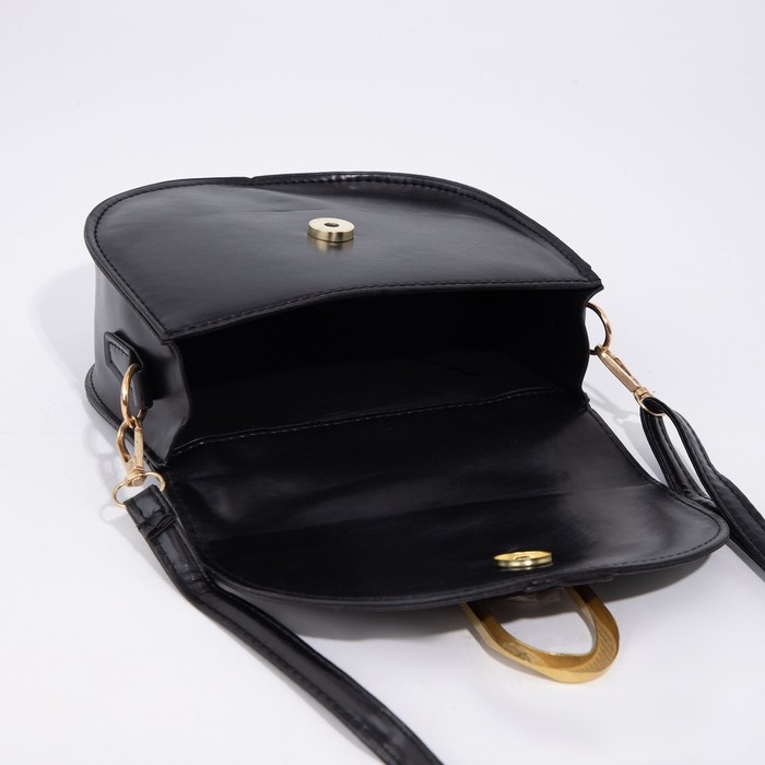 Сумка-мессенджер на магните, цвет чёрный Сумка-мессенджер на магните, цвет чёрный