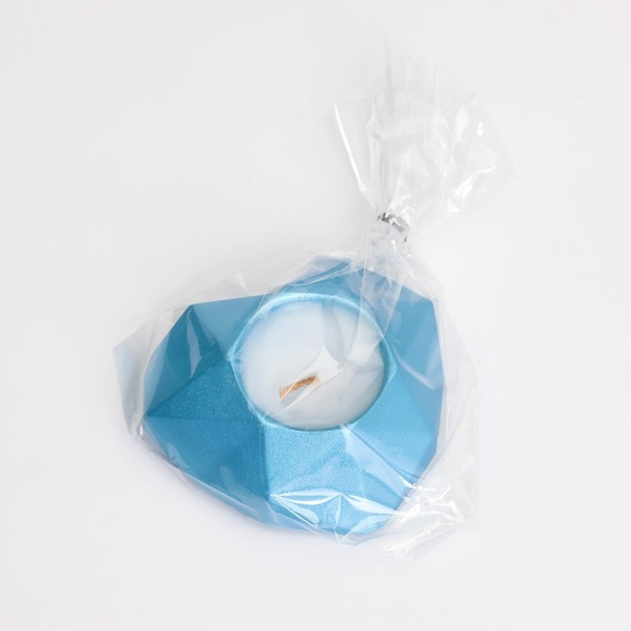 Свеча  Свеча "Сердце. Мрамор" в подсвечнике из гипса с гранями, 8х7,5х2,5см,голубой