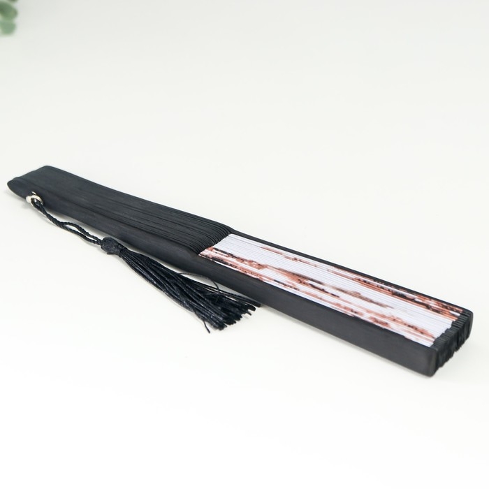 Веер бамбук, текстиль h=21 см  Веер бамбук, текстиль h=21 см "Туманные горы" белый, с кисточкой