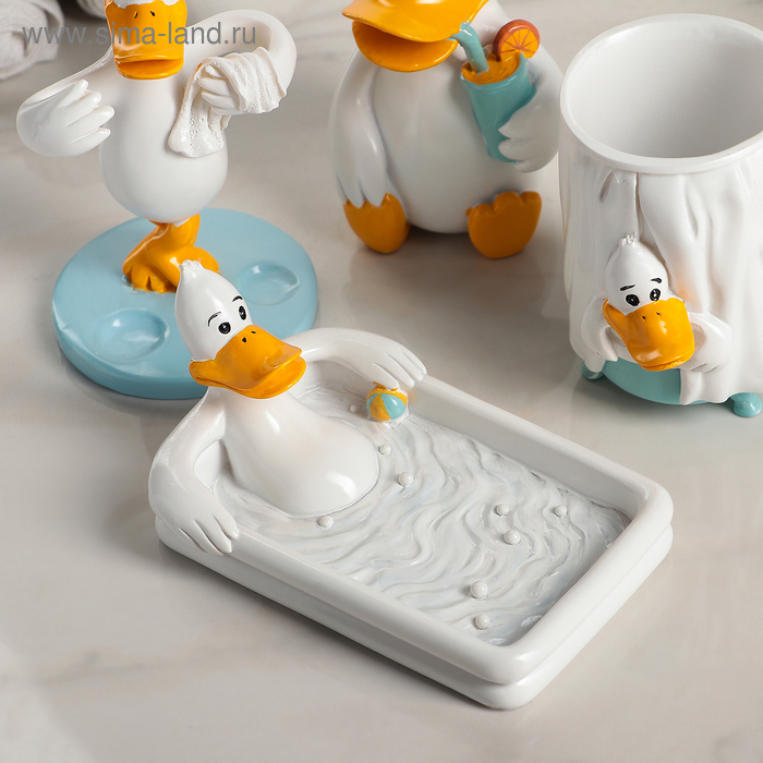 Набор аксессуаров для ванной комнаты «Утиные истории», 4 предмета (дозатор 200 мл, мыльница, стакан, подставка для щёток), цвет белый Набор аксессуаров для ванной комнаты «Утиные истории», 4 предмета (дозатор 200 мл, мыльница, стакан, подставка для щёток), цвет белый