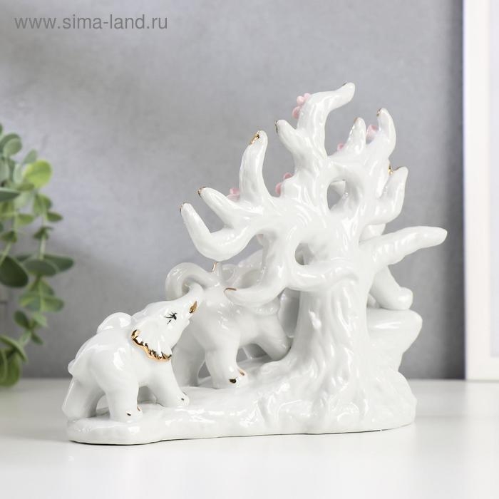 Сувенир керамика Сувенир керамика "Три слона под деревом" белые 15,5х20х7,5 см