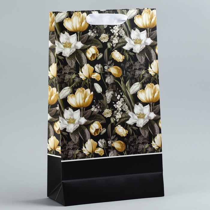 Пакет подарочный под две бутылки, упаковка, «Красота внутри», 35 х 20 х 9 см Пакет подарочный под две бутылки, упаковка, «Красота внутри», 35 х 20 х 9 см