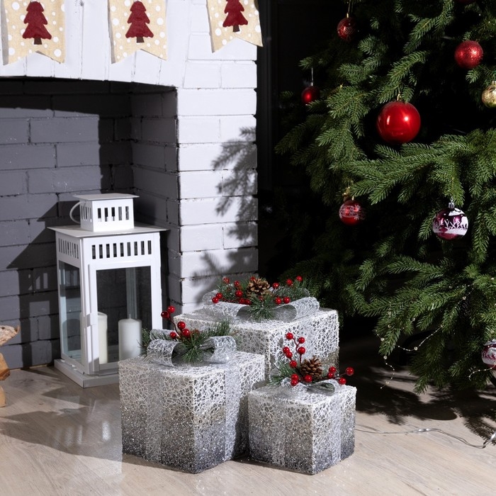 Светодиодная фигура «Серебристые подарки» 15, 20, 25 см, текстиль, металл, 220 В, свечение тёплое белое Светодиодная фигура «Серебристые подарки» 15, 20, 25 см, текстиль, металл, 220 В, свечение тёплое белое