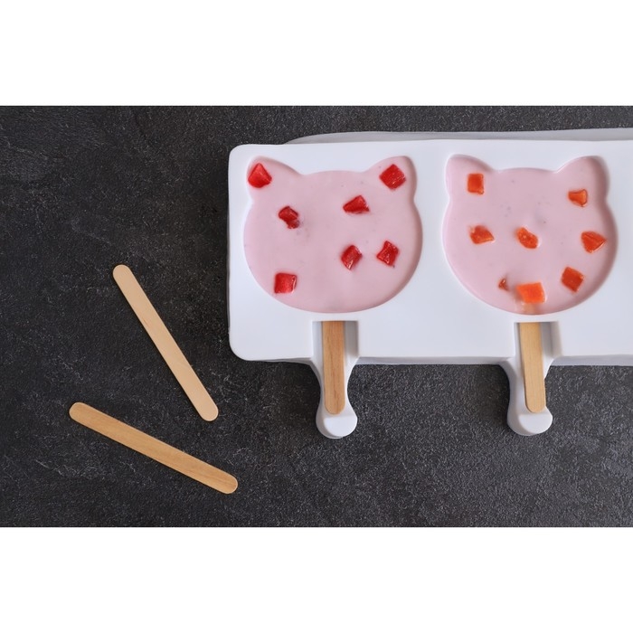 Форма для мороженого «Коты», силикон, 38×14,5×2,5 см, 4 ячейки, цвет белый Форма для мороженого «Коты», силикон, 38×14,5×2,5 см, 4 ячейки, цвет белый