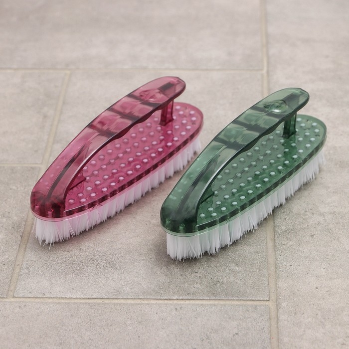 Щётка утюжок для уборки «Дельта», 16×5×6 см, с ручкой, прозрачный пластик, цвет МИКС Щётка утюжок для уборки «Дельта», 16×5×6 см, с ручкой, прозрачный пластик, цвет МИКС