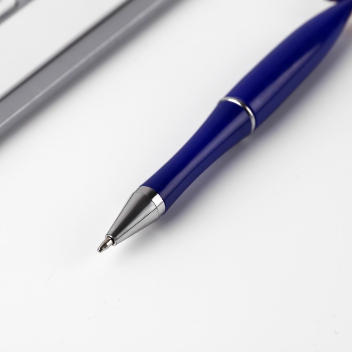 Ручка шариковая синяя паста, пластиковая со звездой Ручка шариковая синяя паста, пластиковая со звездой "Поздравляю!"