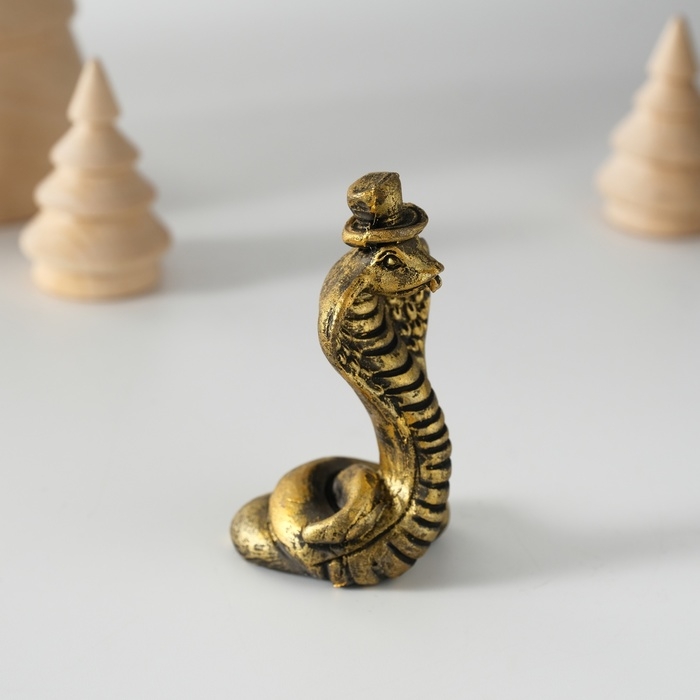 Сувенир полистоун Сувенир полистоун "Кобра в цилиндре" чёрно-золотая 3,6х6 см