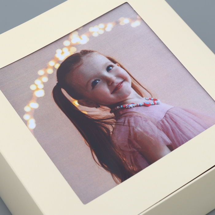 Коробка-фоторамка подарочная складная, упаковка, «Топленое молоко», 14 х 14 х 8 см Коробка-фоторамка подарочная складная, упаковка, «Топленое молоко», 14 х 14 х 8 см