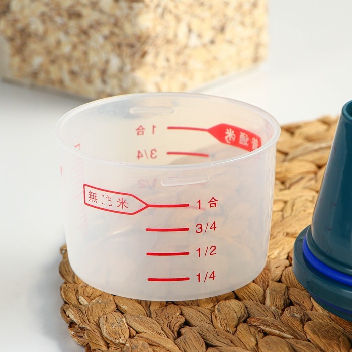 Контейнер пластиковый для хранения сыпучих продуктов с дозатором, 1 кг, 17&times;10,5&times;22 см, цвет прозрачный