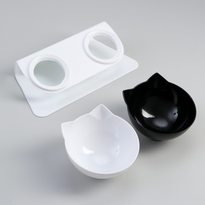 Миски пластиковые на белой подставке 27,5 х 14 х 15 см чёрная/белая Миски пластиковые на белой подставке 27,5 х 14 х 15 см чёрная/белая