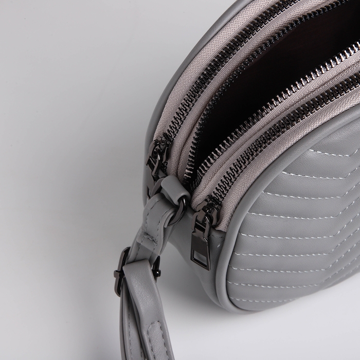 Сумка женская кросс-боди на молнии, цвет серый Сумка женская кросс-боди на молнии, цвет серый